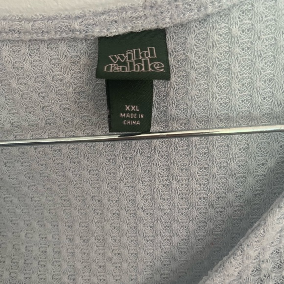 Light Blue scrunch top - Picture 3 of 3